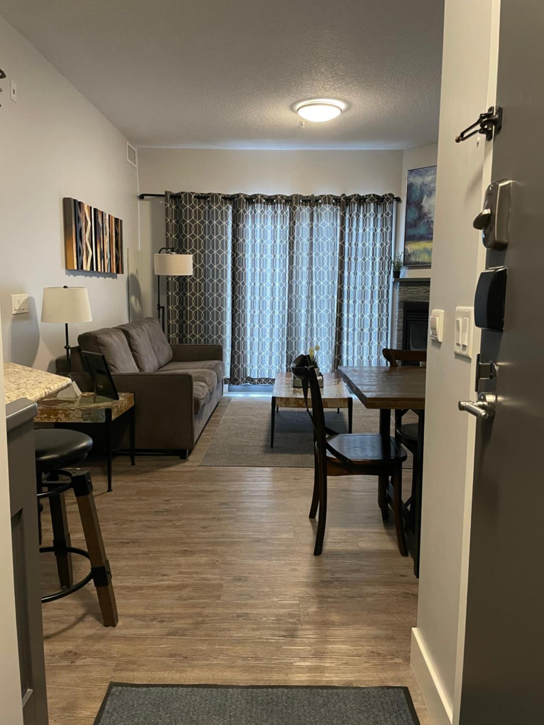Family friendly 2BR/2BA condo - Views & Location!!