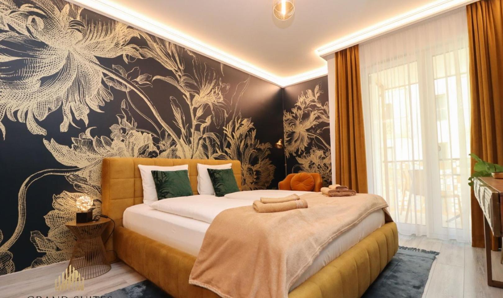Grand Suites Central