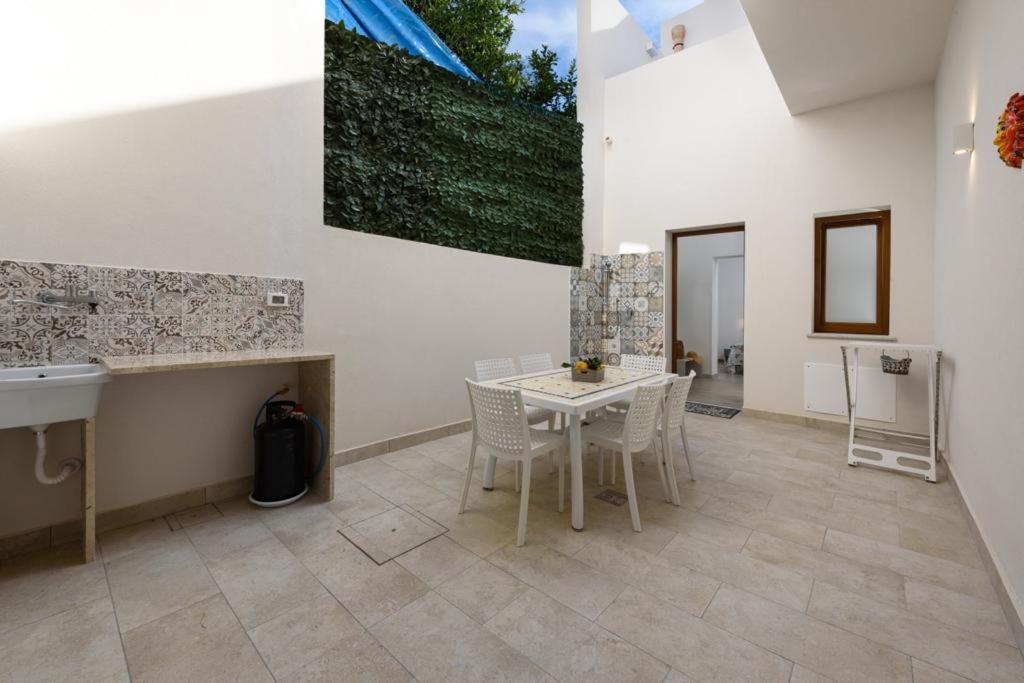 Bedda Luna Apartments