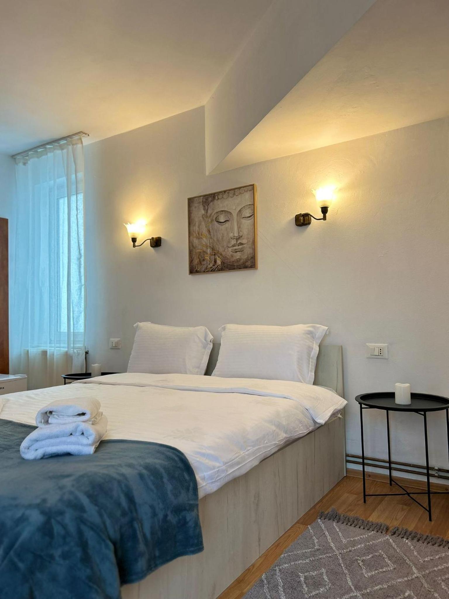 Ambra Room's view 3