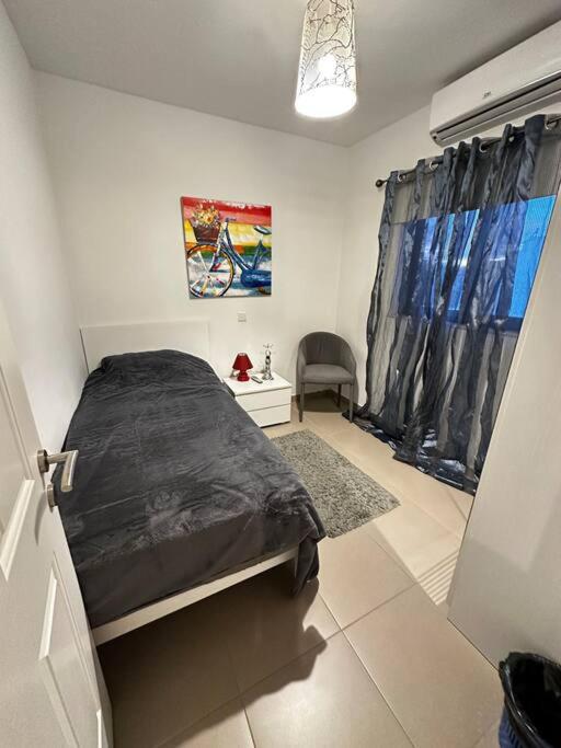 Seafront 3 Bedroom Apartment in Birzebbugia view 2