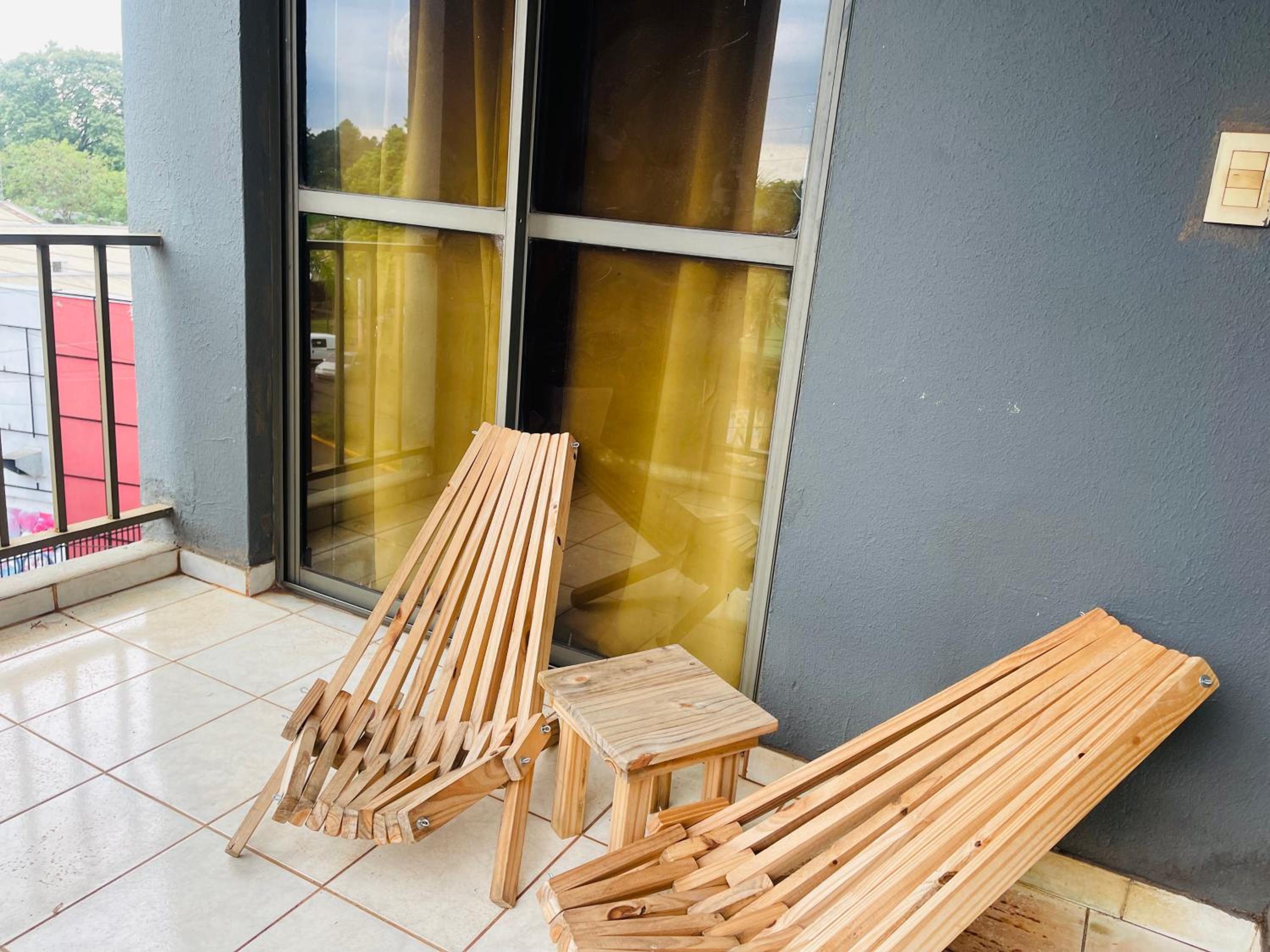 Depto dos habitaciones sobre avenida principal en Cataratas del Iguazú, con wifi
