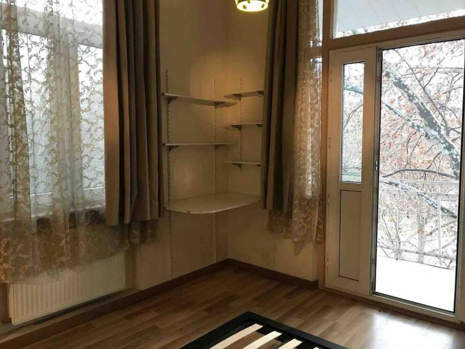Tbilisi Apartment Marjanishvili Theatre