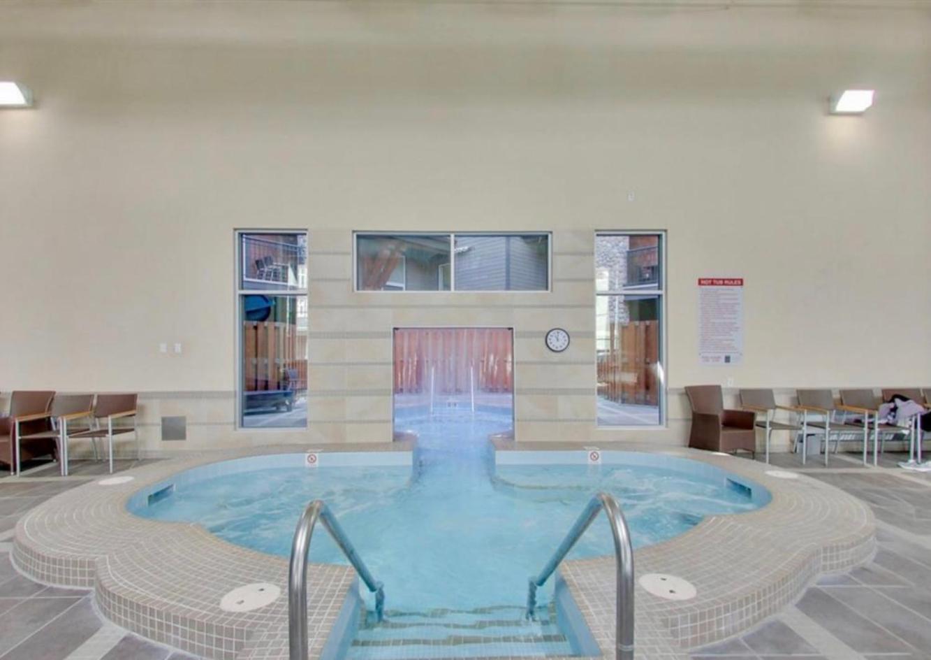 Family friendly 2BR/2BA condo - Views & Location!!