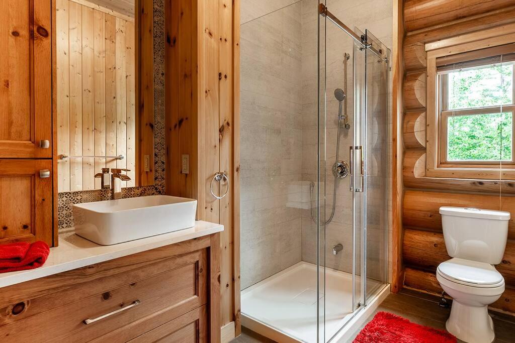 Chalet White Rabbit au Lac Fiddler