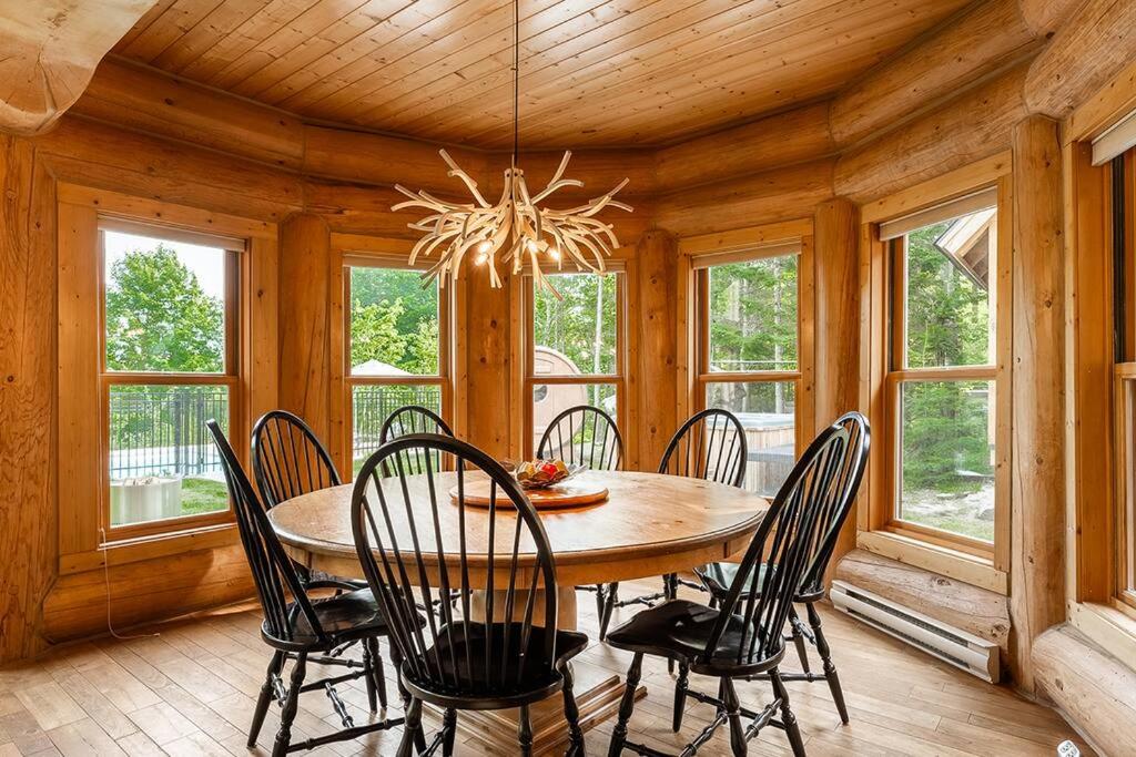 Chalet White Rabbit au Lac Fiddler