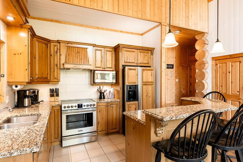 Chalet White Rabbit au Lac Fiddler