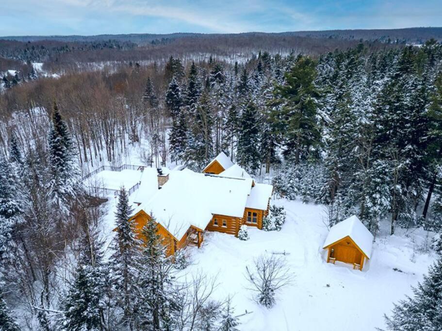 Chalet White Rabbit au Lac Fiddler