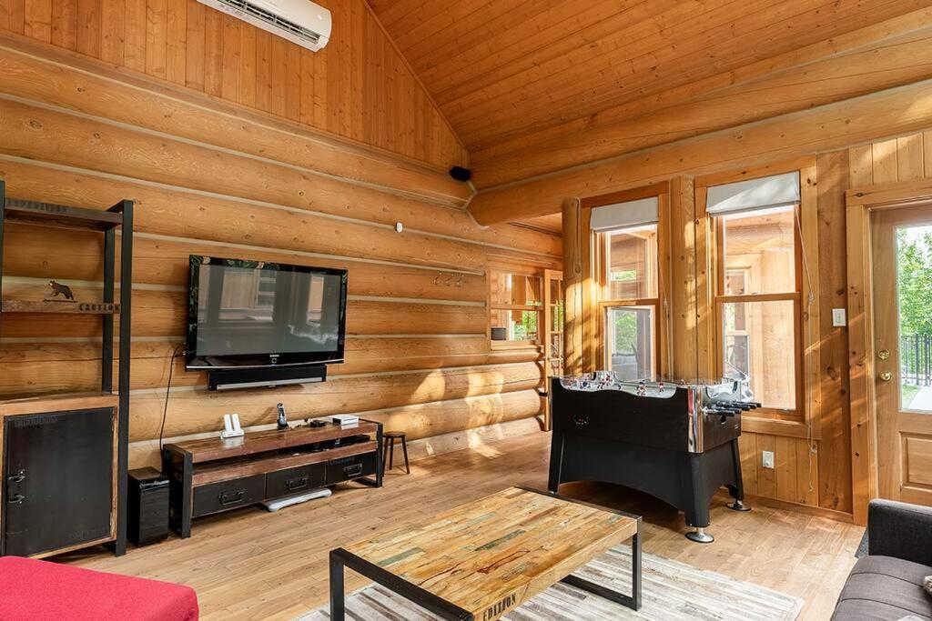 Chalet White Rabbit au Lac Fiddler
