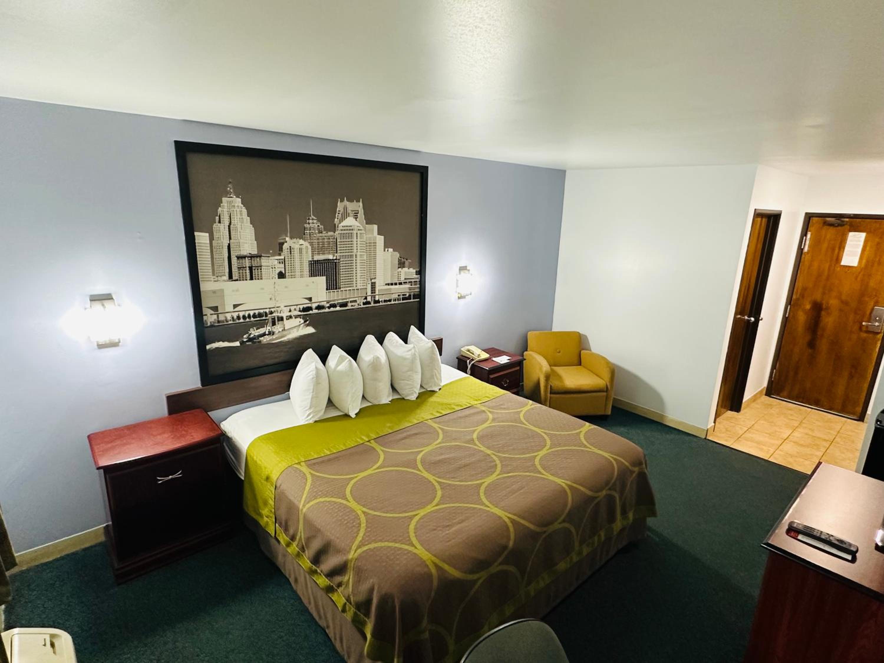 Super 8 by Wyndham Imlay City view 2