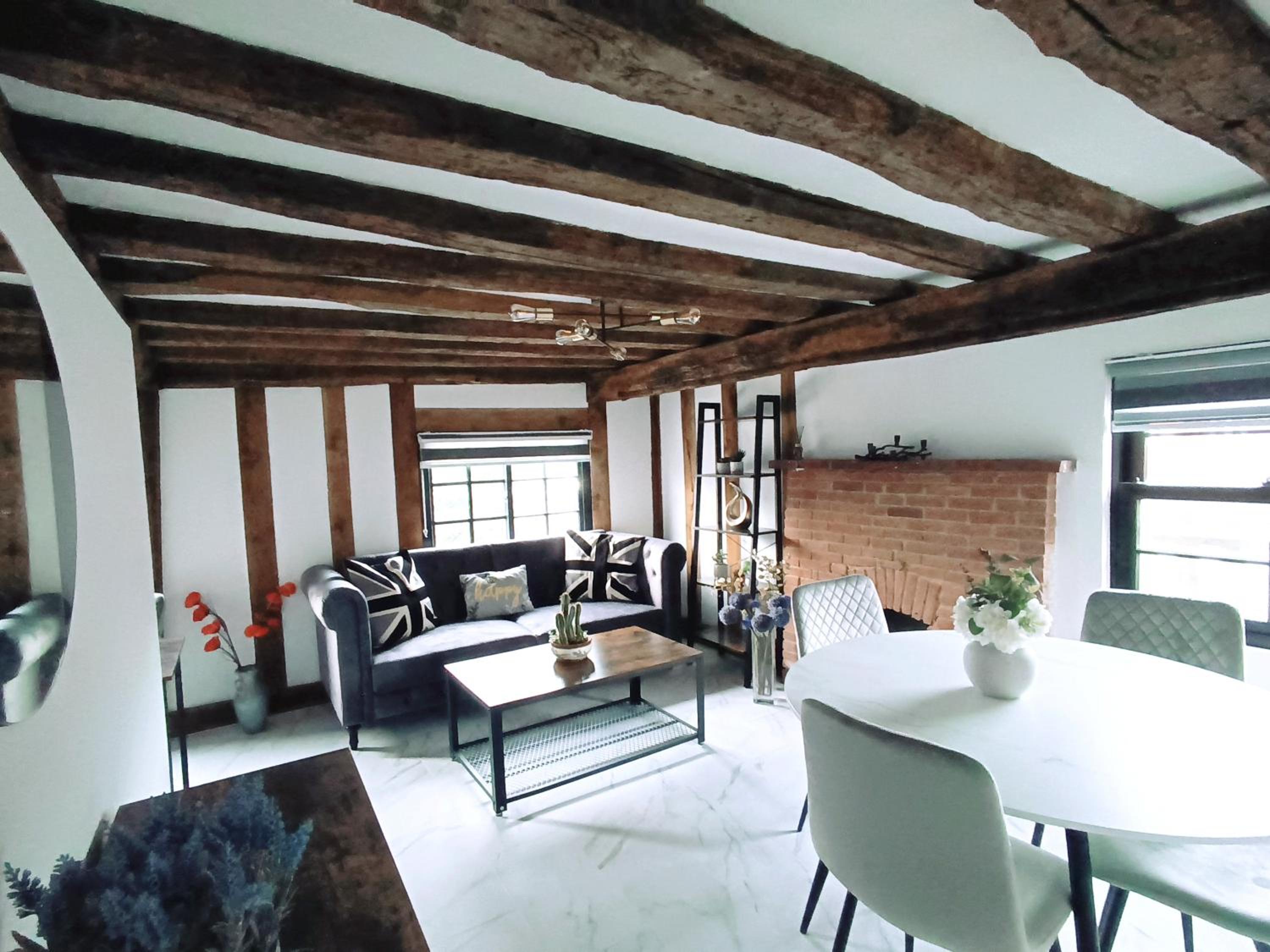 Stansted Airport Cottage