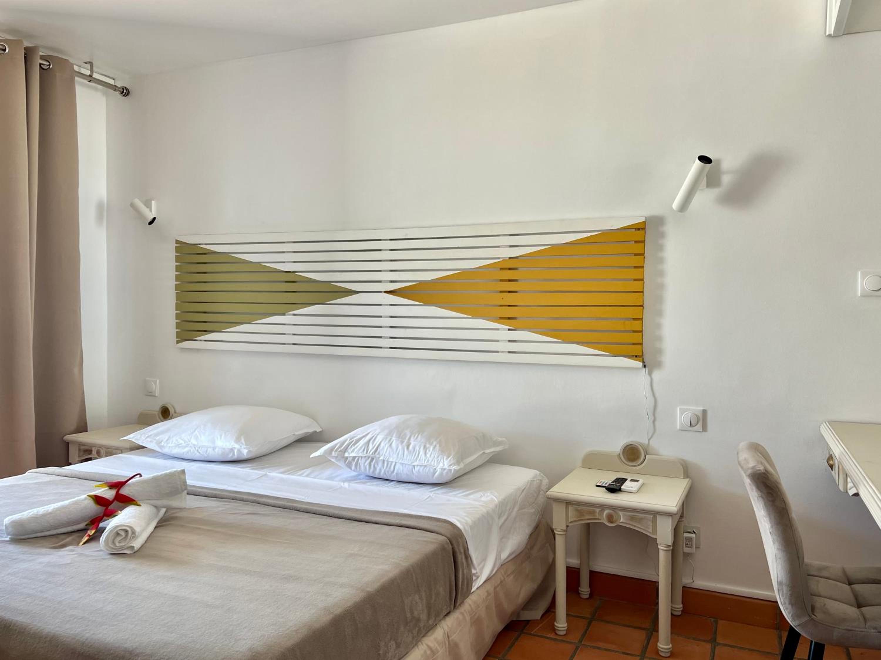 Appartement en résidence avec vue mer à Tartane view 5