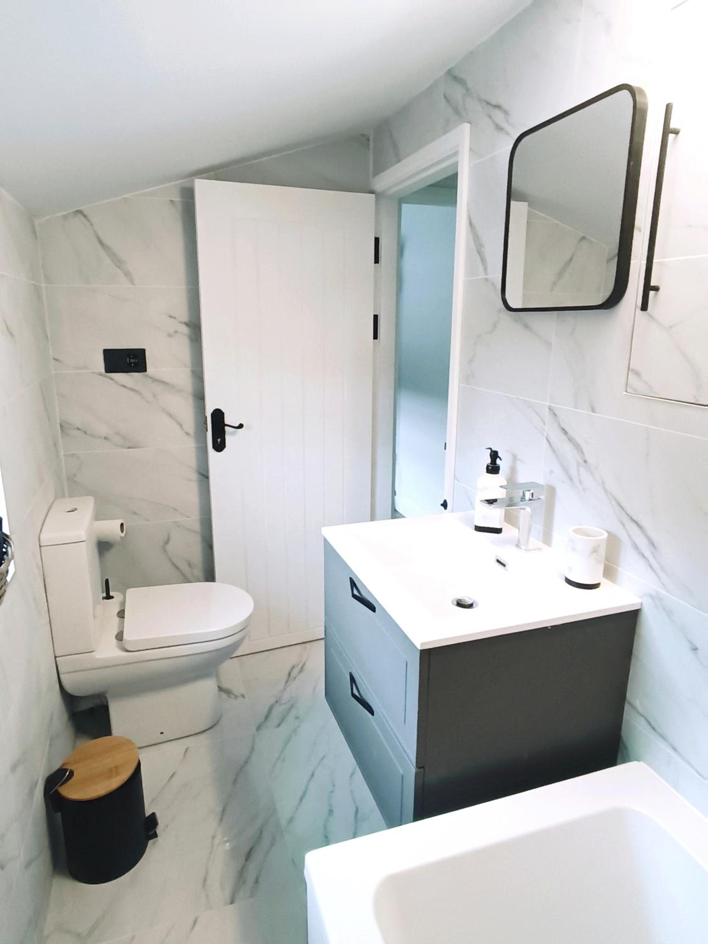 Stansted Airport Cottage
