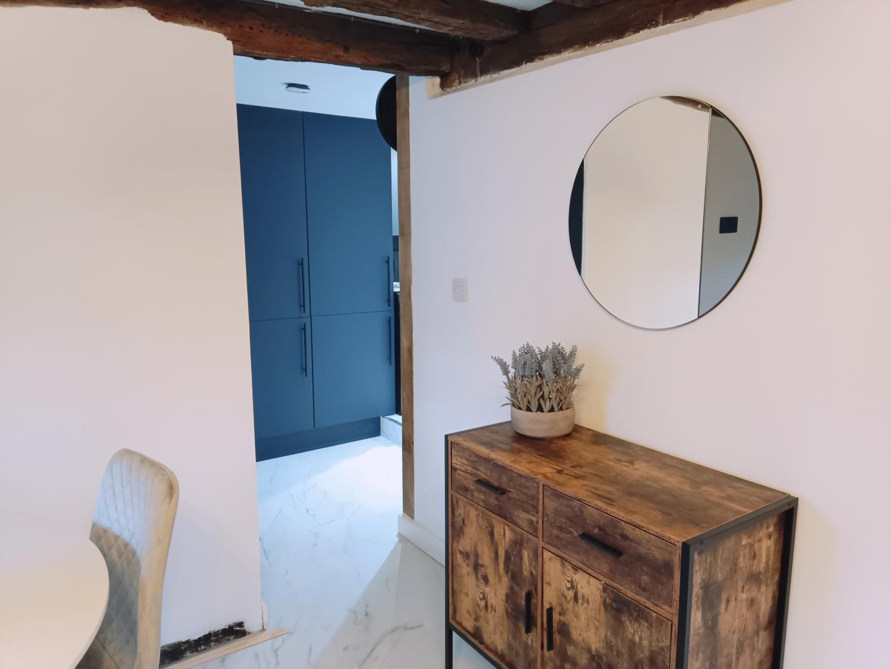 Stansted Airport Cottage