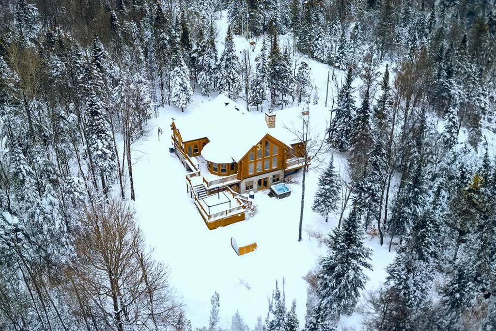 Chalet Golden Bear - Fiddler Lake