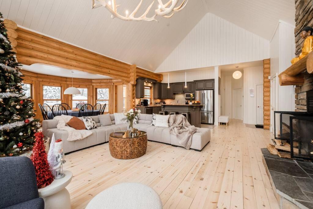 Chalet Golden Bear - Fiddler Lake