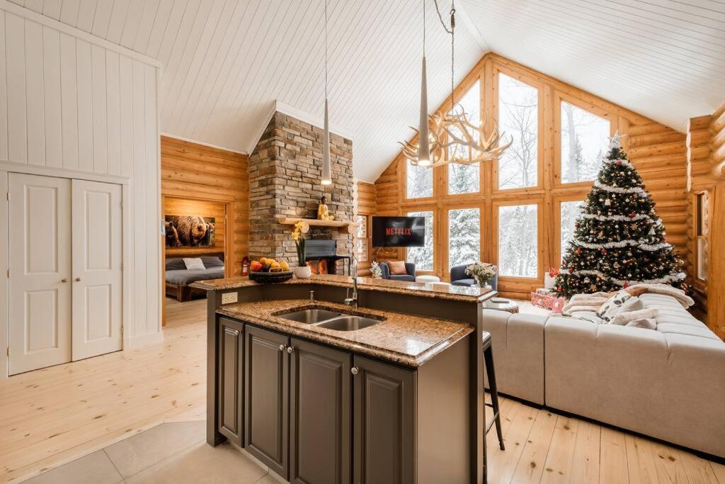 Chalet Golden Bear - Fiddler Lake