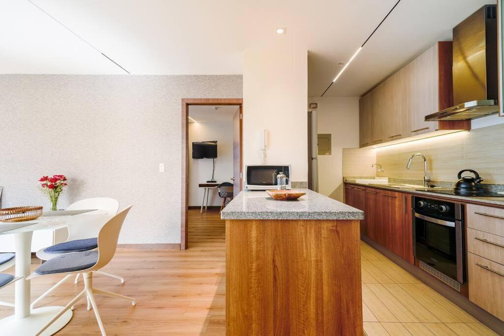 Luxury and Cozy Suite