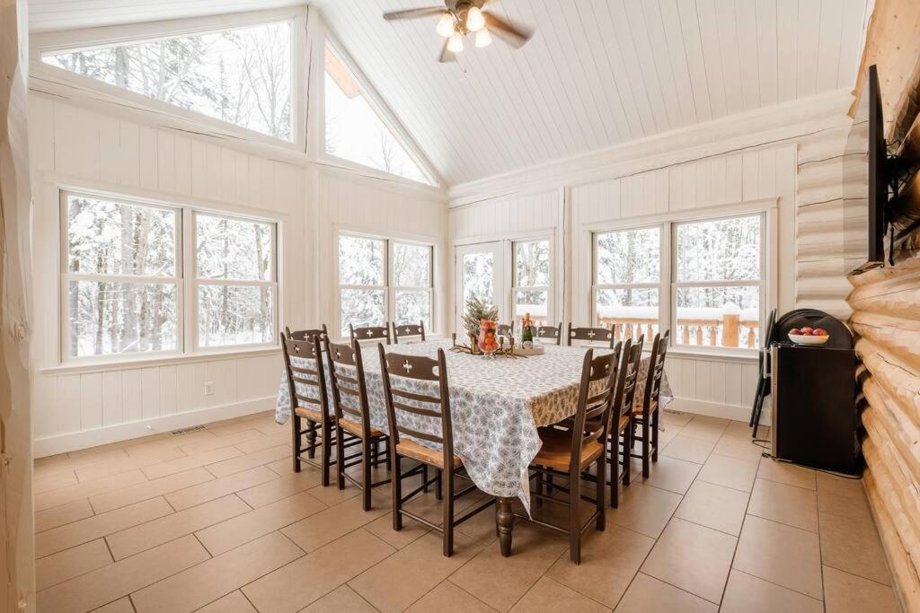 Chalet Golden Bear - Fiddler Lake