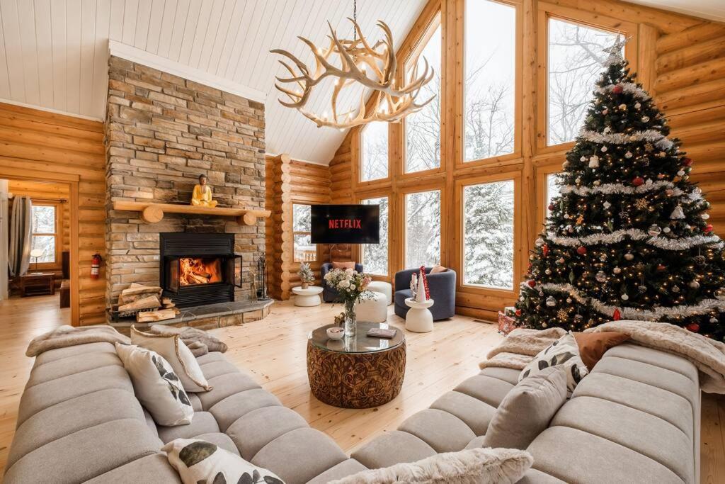 Chalet Golden Bear - Fiddler Lake