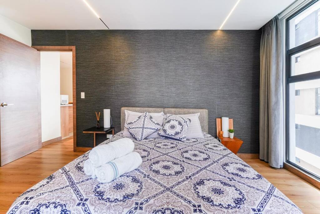 Luxury and Cozy Suite