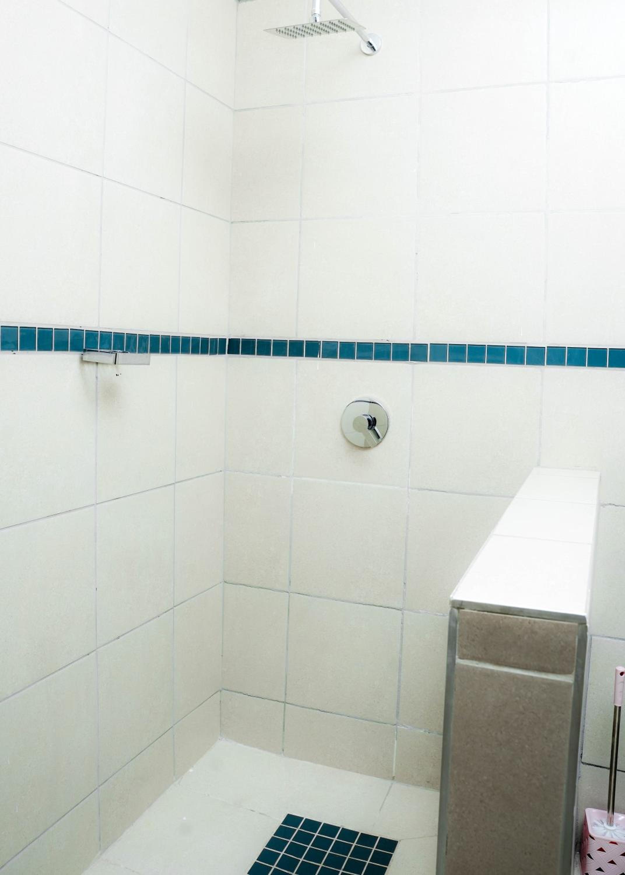 SAR GUESTHOUSE