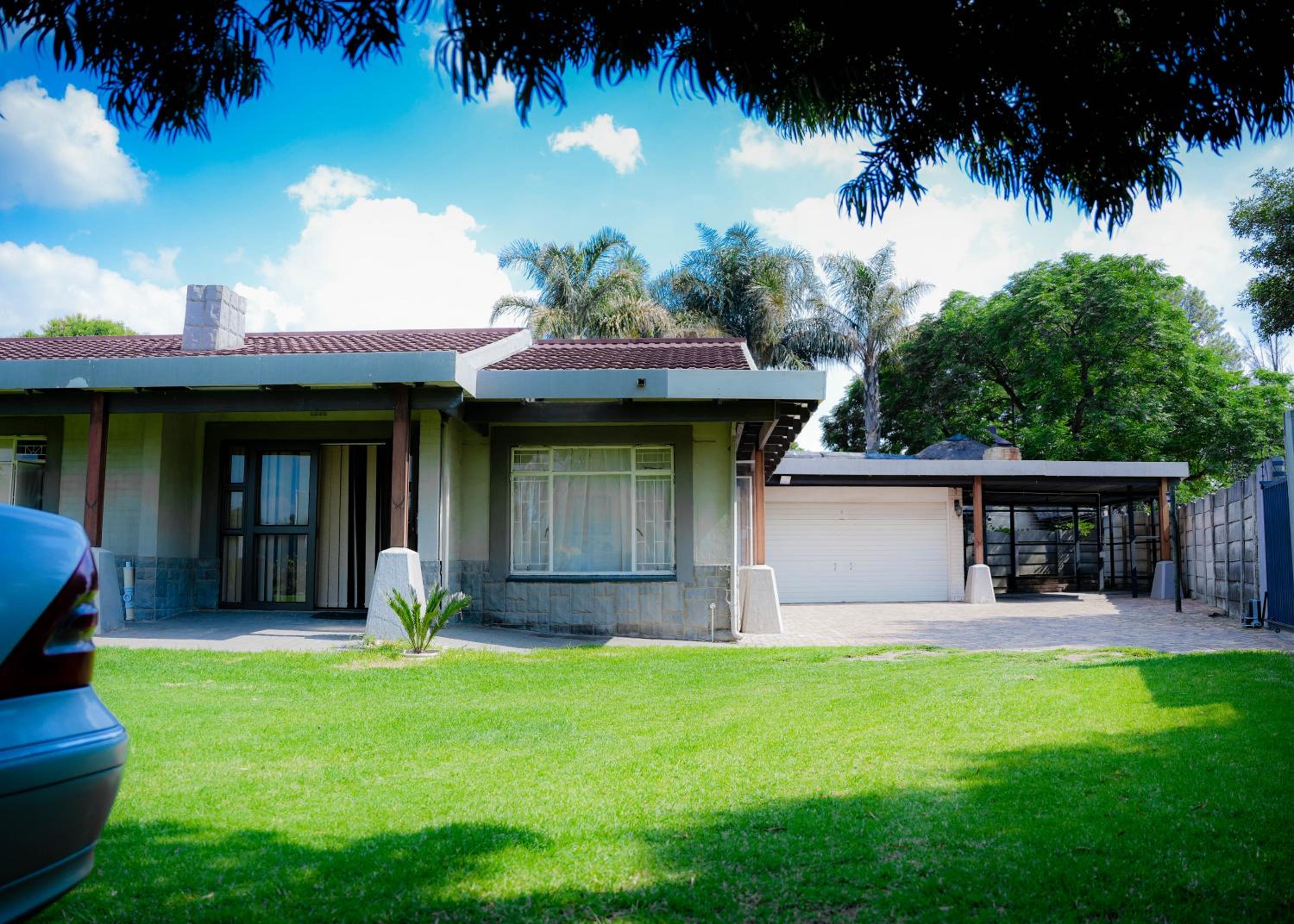 SAR GUESTHOUSE