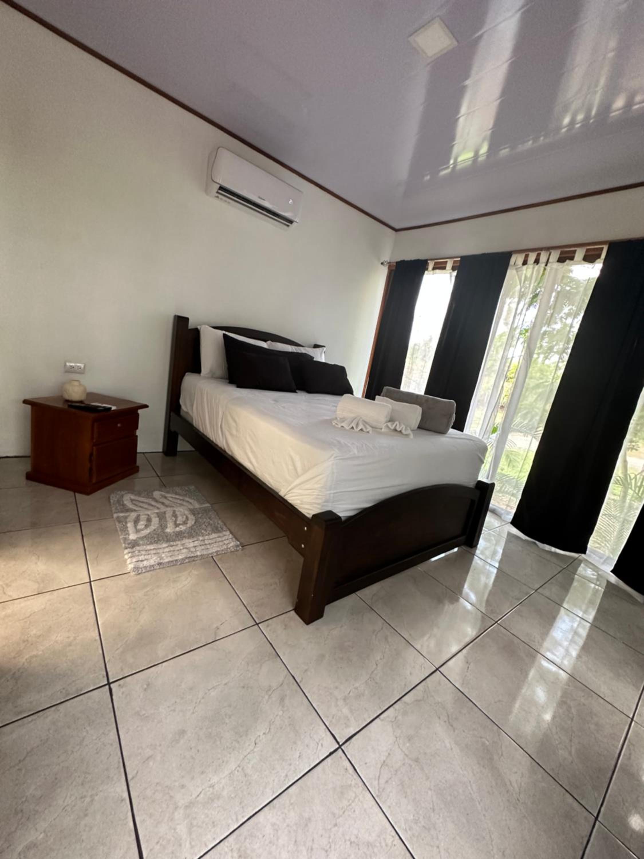 CABAÑAS DEL LAGO / BUNGALOWS