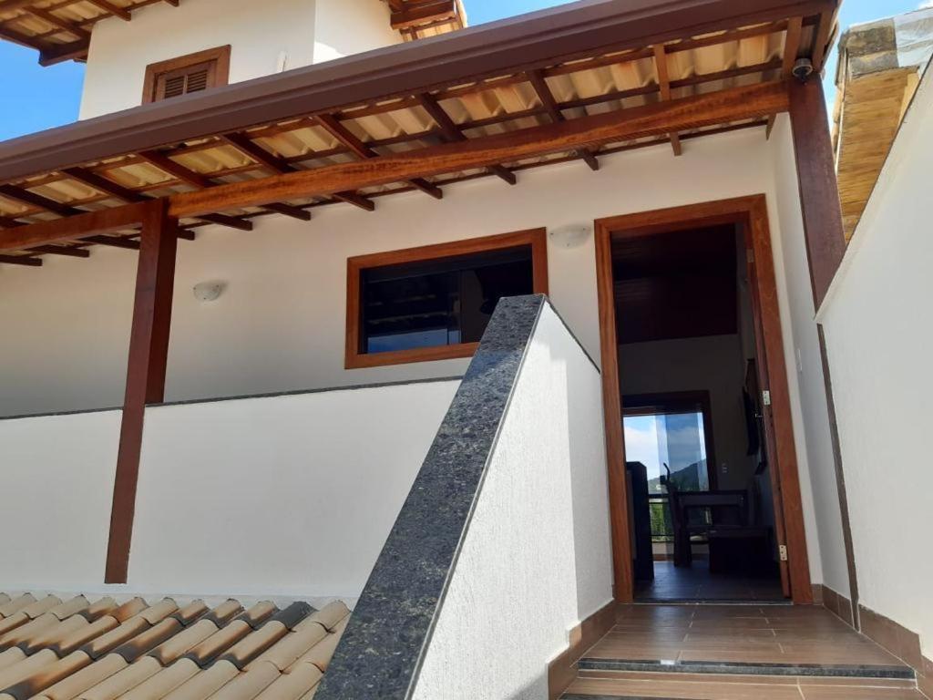 Mendes House