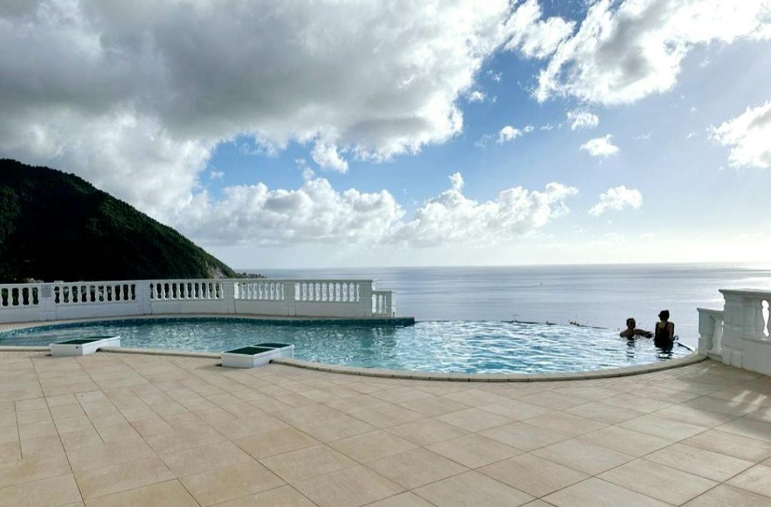 ElDorado Guesthouse & Car Rental