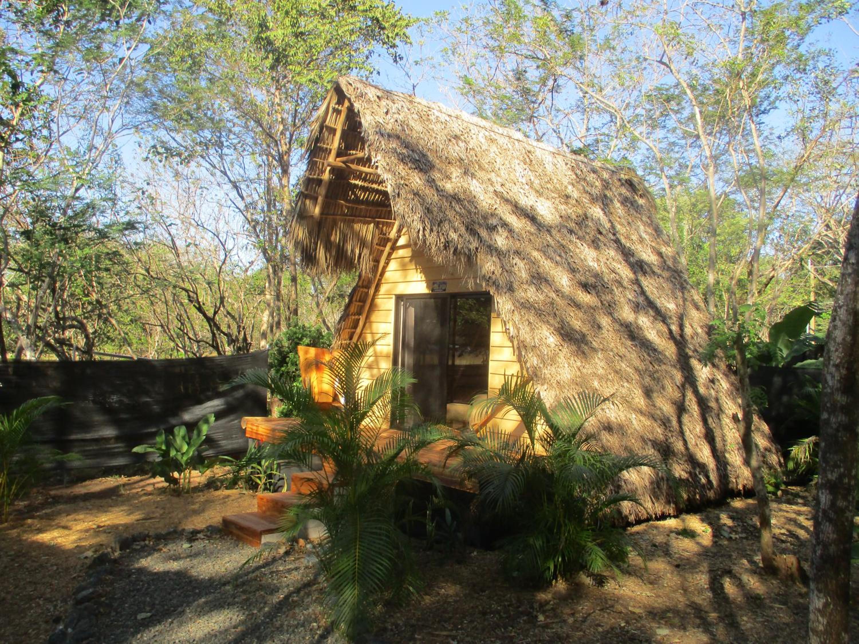 Cabinas de Lou Eco Lodge TAMARINDO