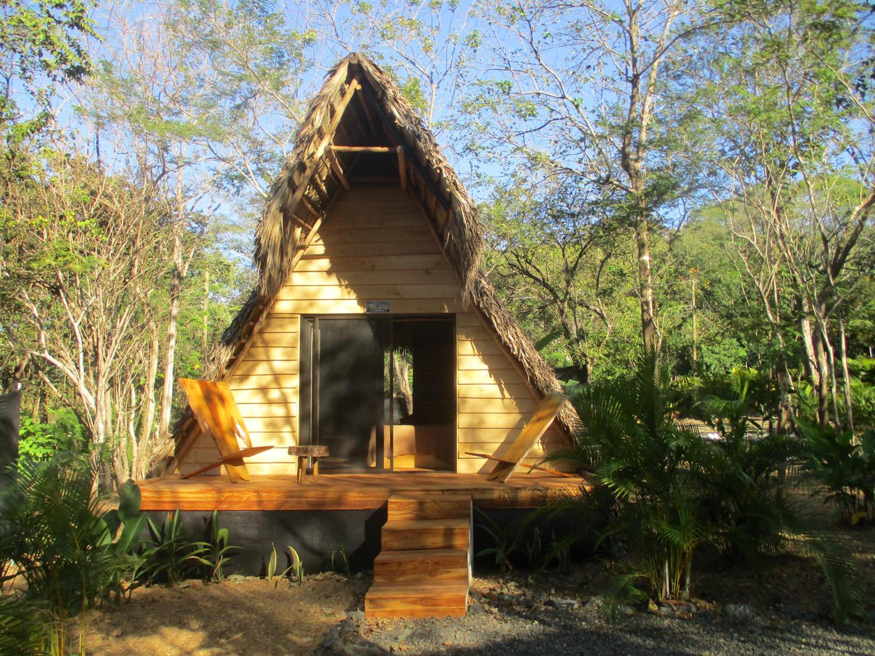 Cabinas de Lou Eco Lodge TAMARINDO