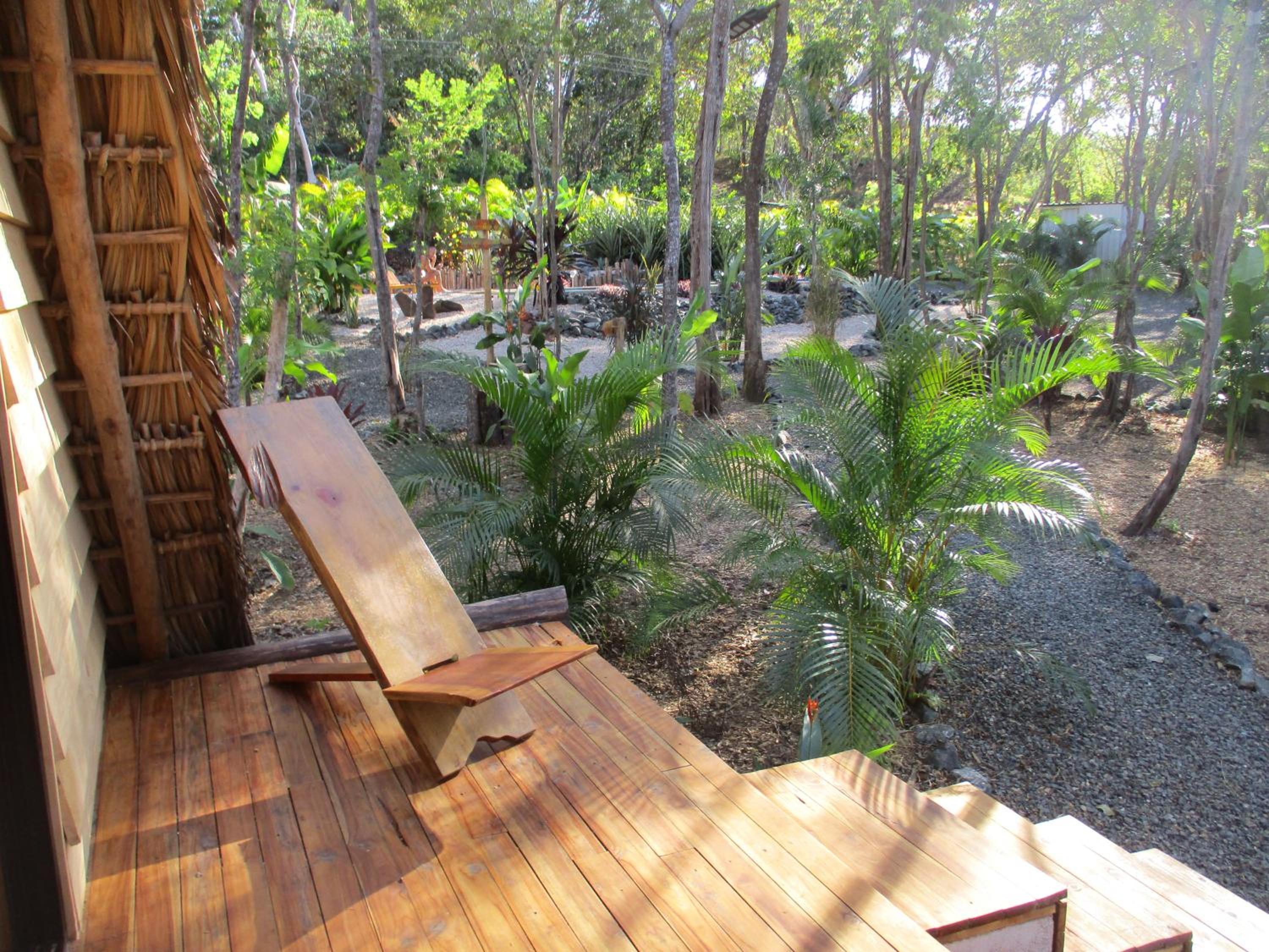 Cabinas de Lou Eco Lodge TAMARINDO
