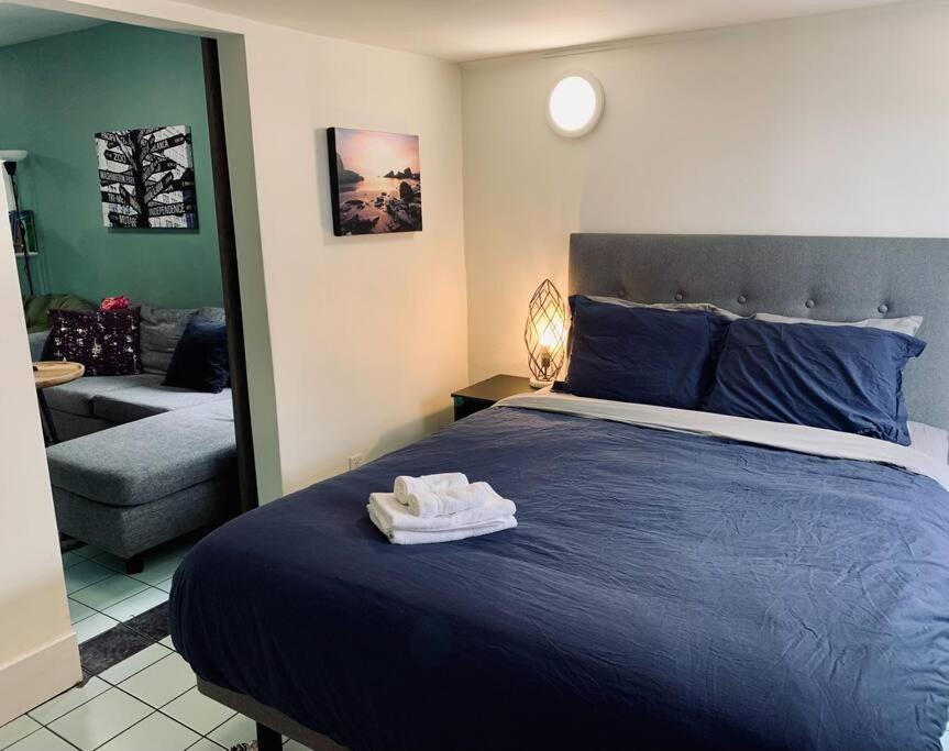 Comfy Apt, Top Floor, Excellent Kitchen