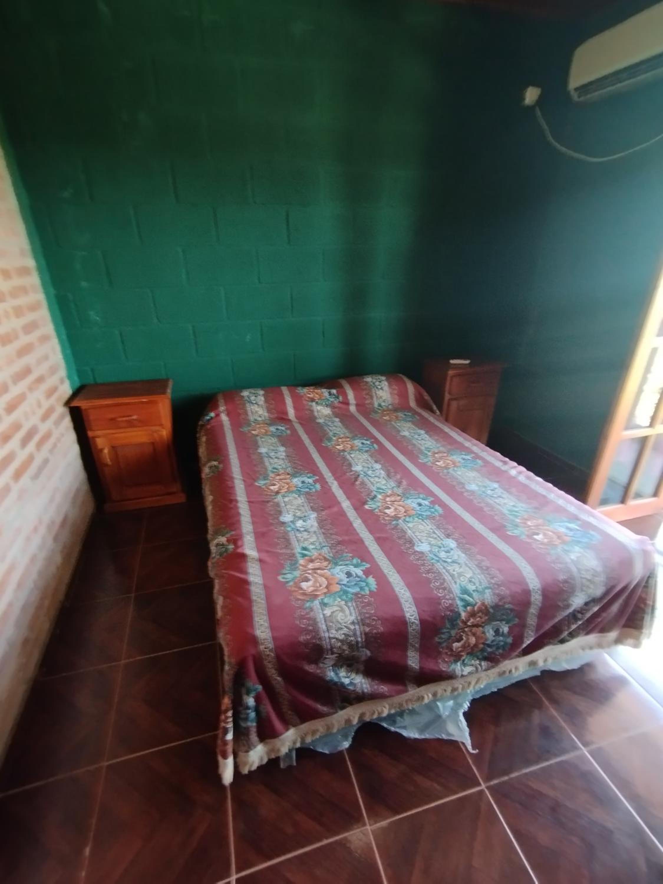 Pecas house
