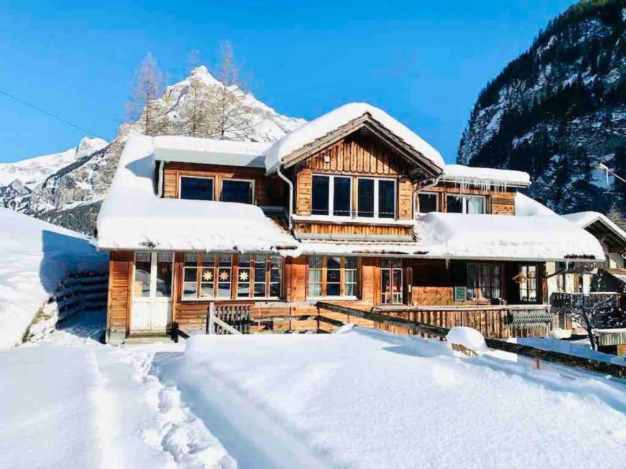 Cozy Apartment in Vintage House in Kandersteg
