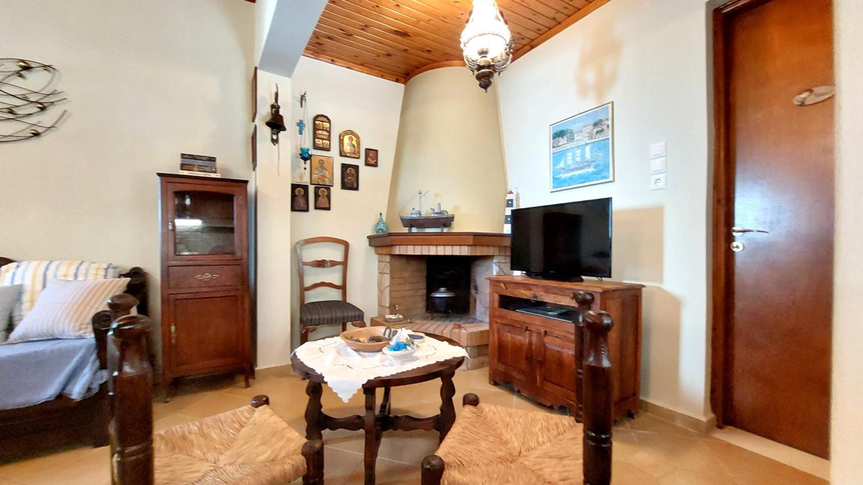 Eftychia Cottage House
