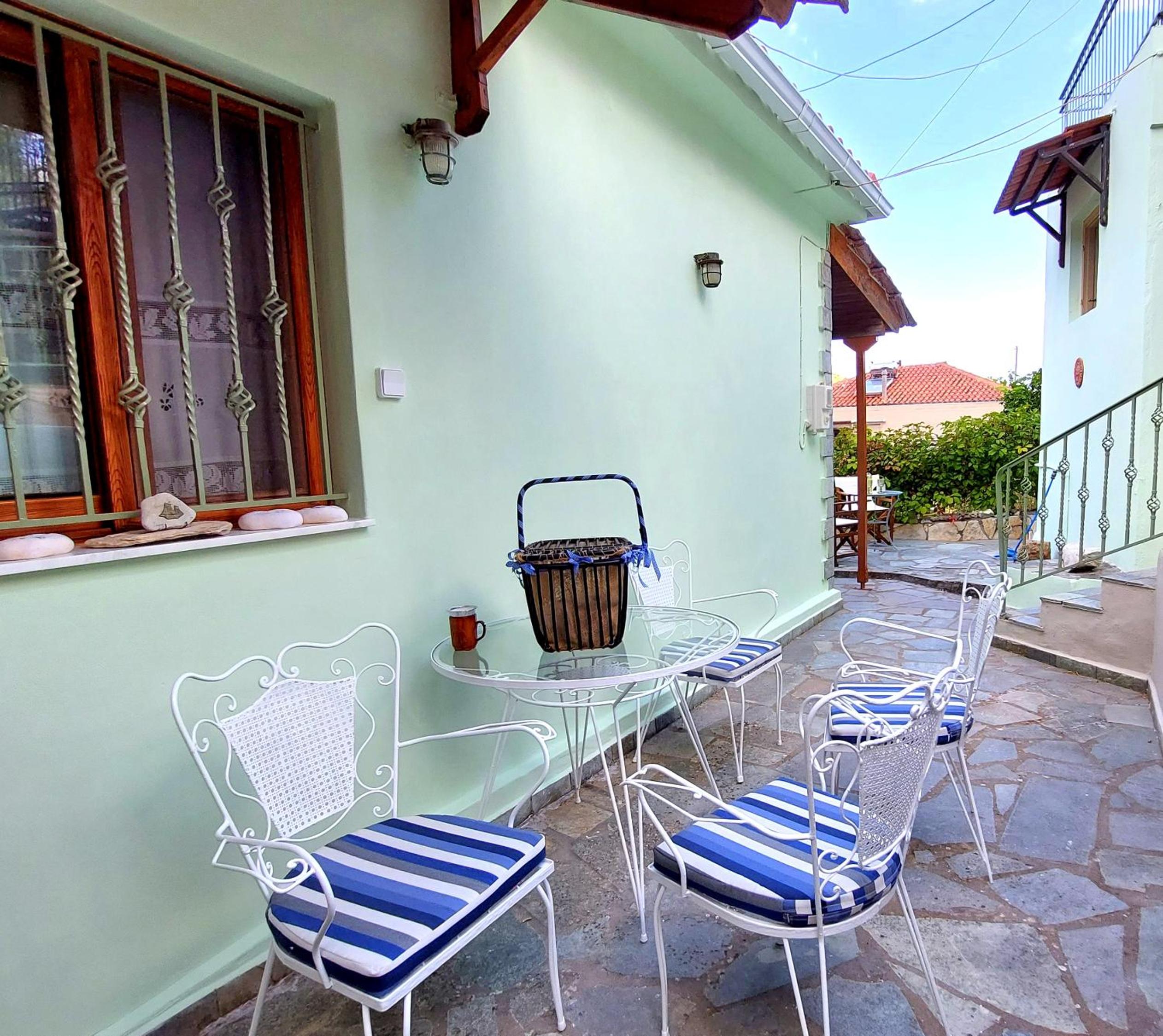 Eftychia Cottage House