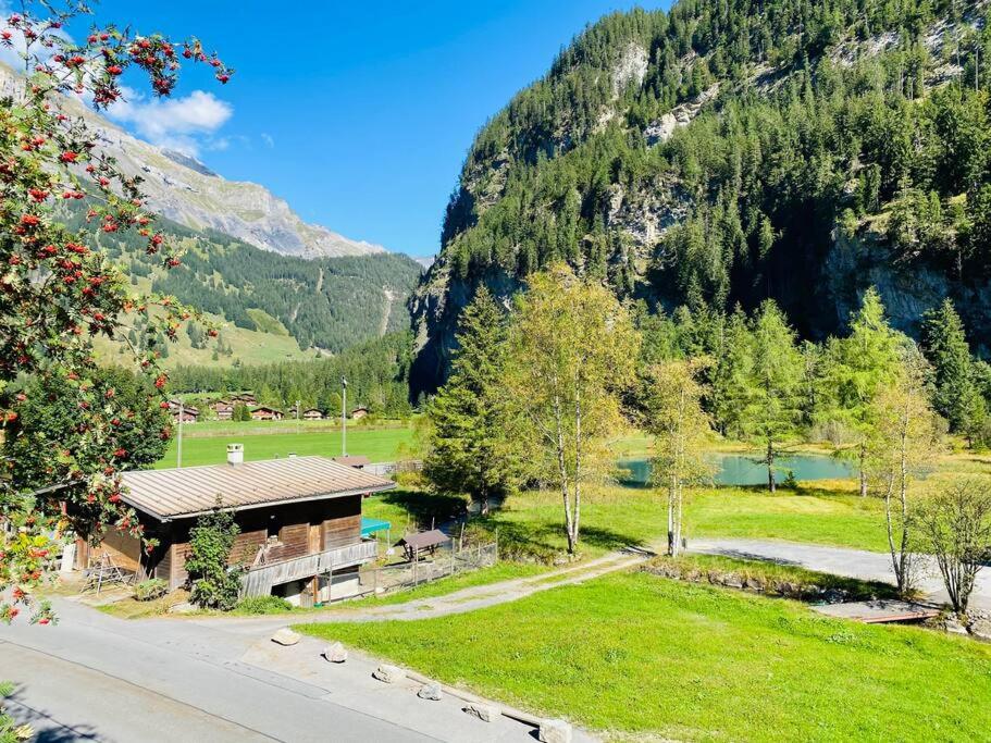 Cozy Apartment in Vintage House in Kandersteg