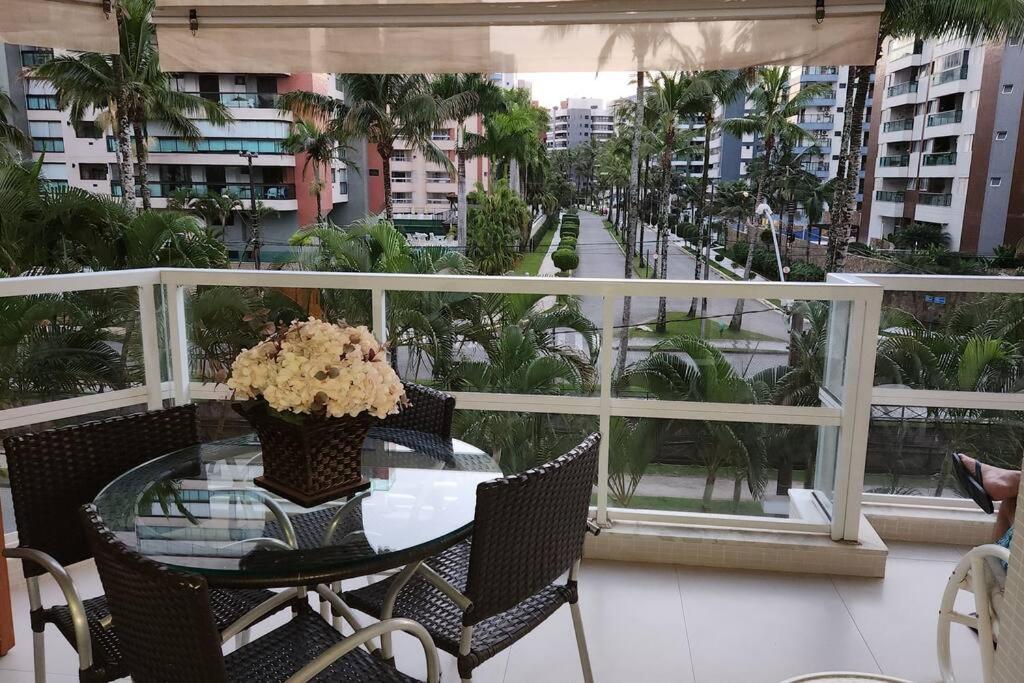 Apartamento Riviera Completo Espaçoso Varanda Gourmet e Praia a 150 m