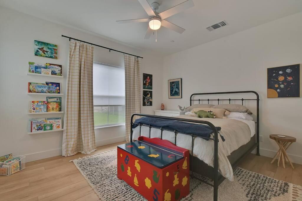 The Modern Farmhouse