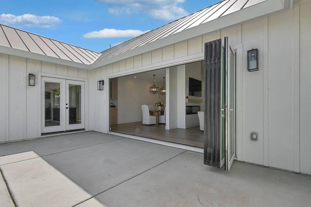 The Modern Farmhouse