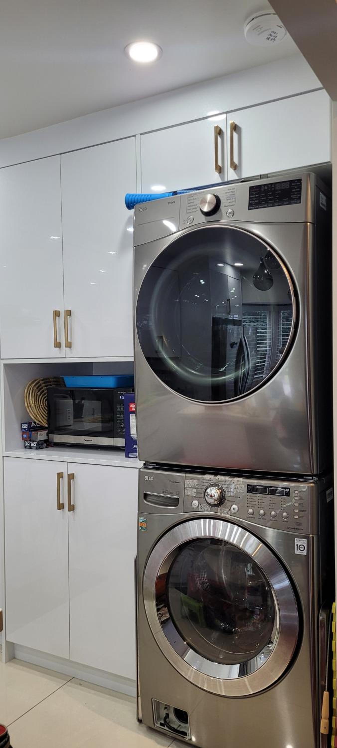 Toronto Spacious Cozy Mainfloor Room