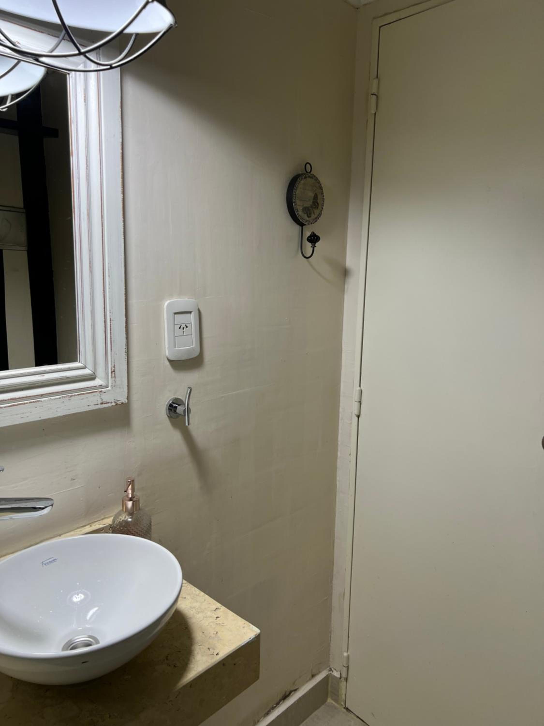 Recoleta stop apartment