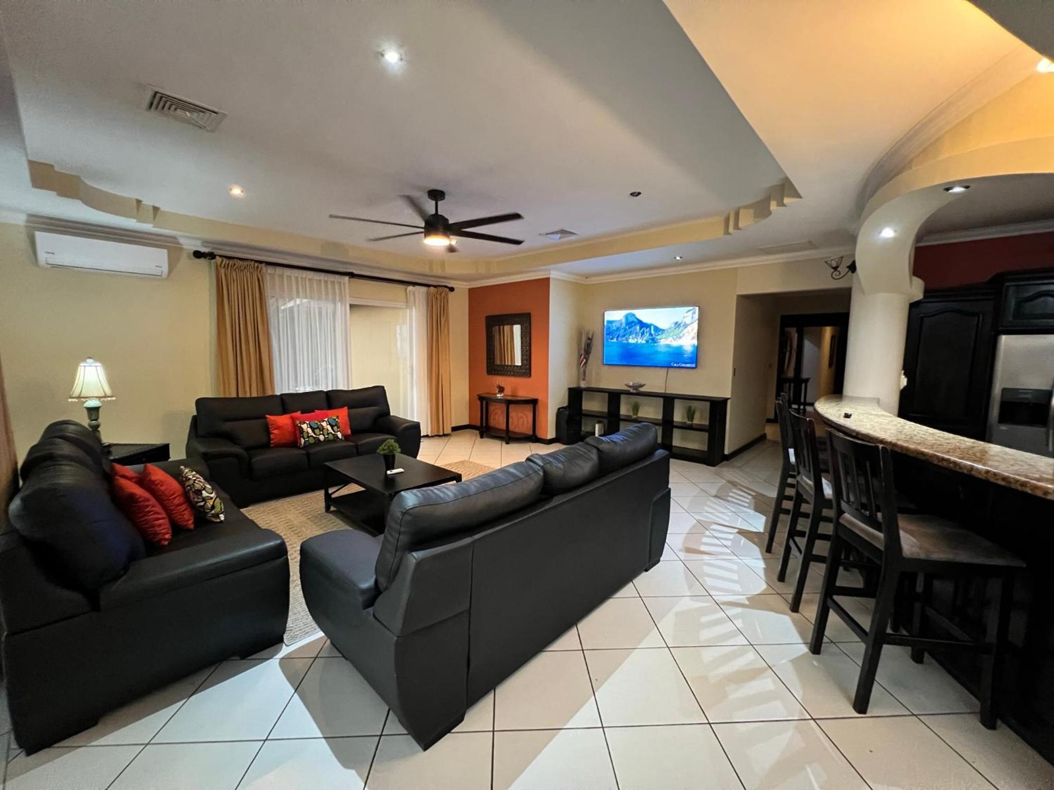 Los Amigos Luxury Villa