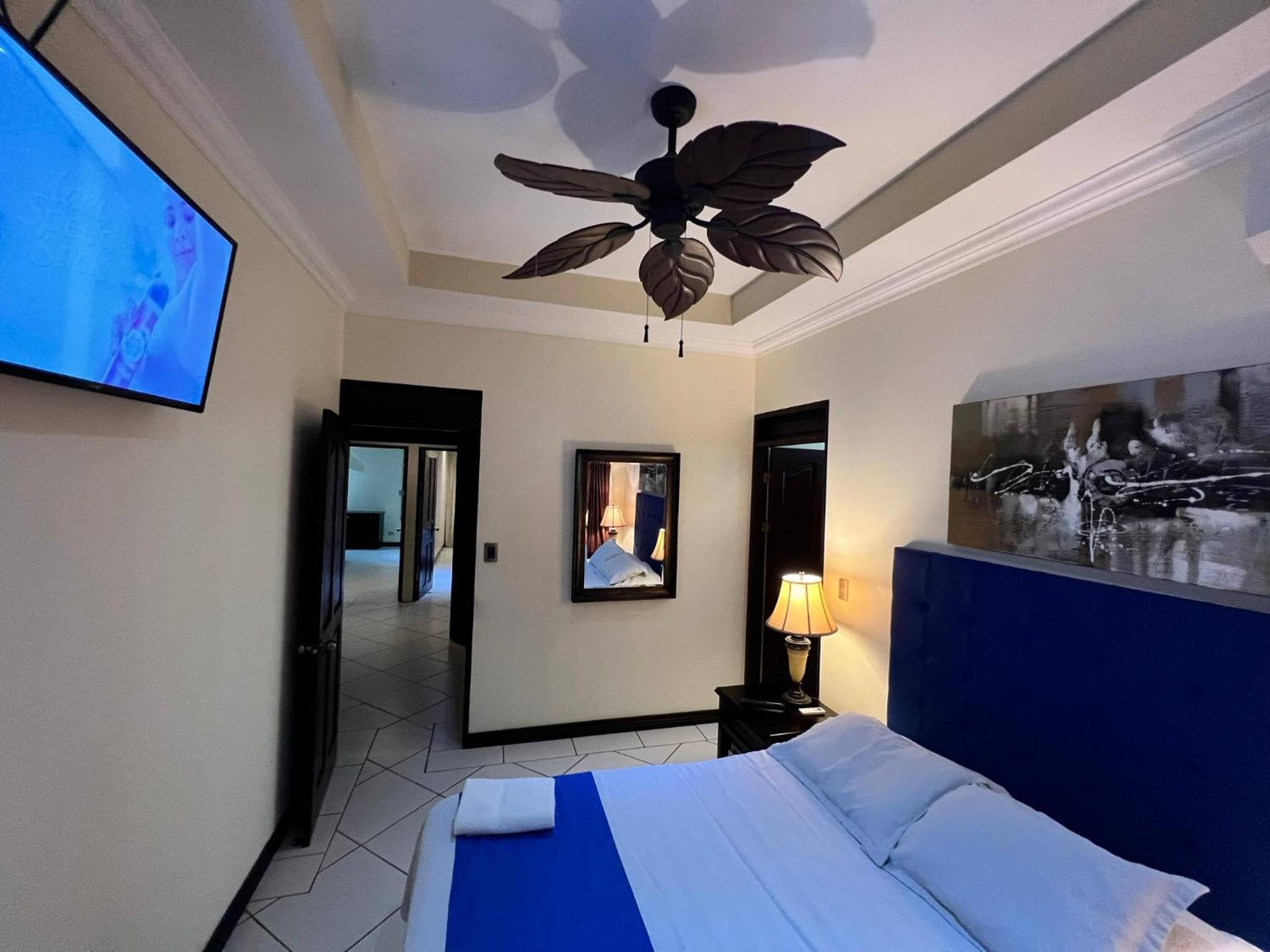 Los Amigos Luxury Villa