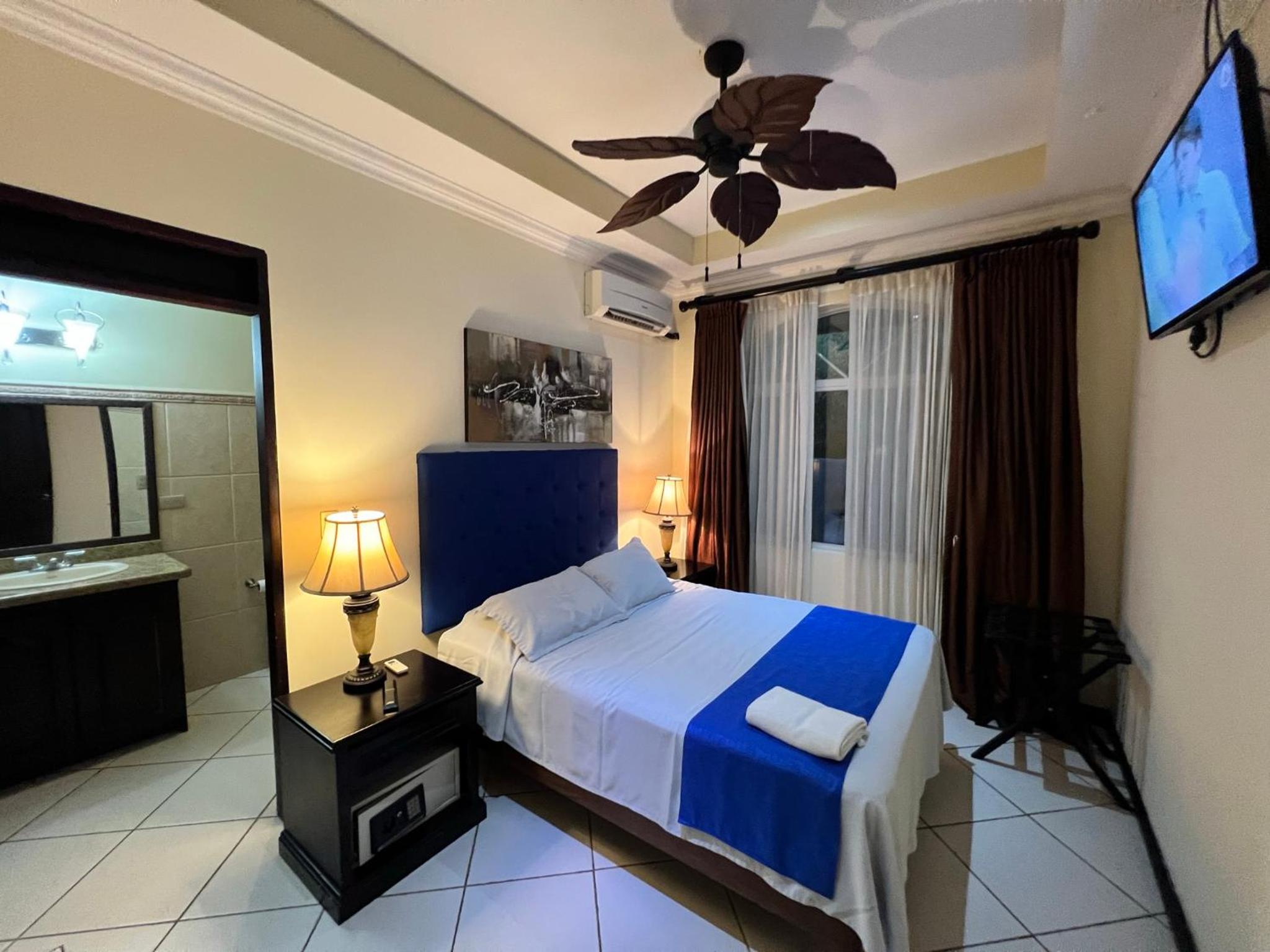 Los Amigos Luxury Villa