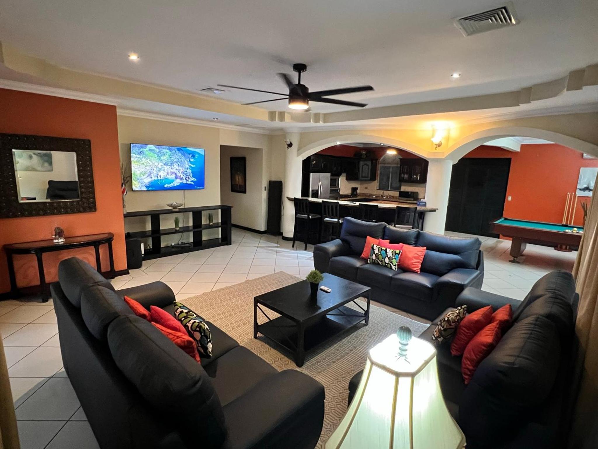 Los Amigos Luxury Villa