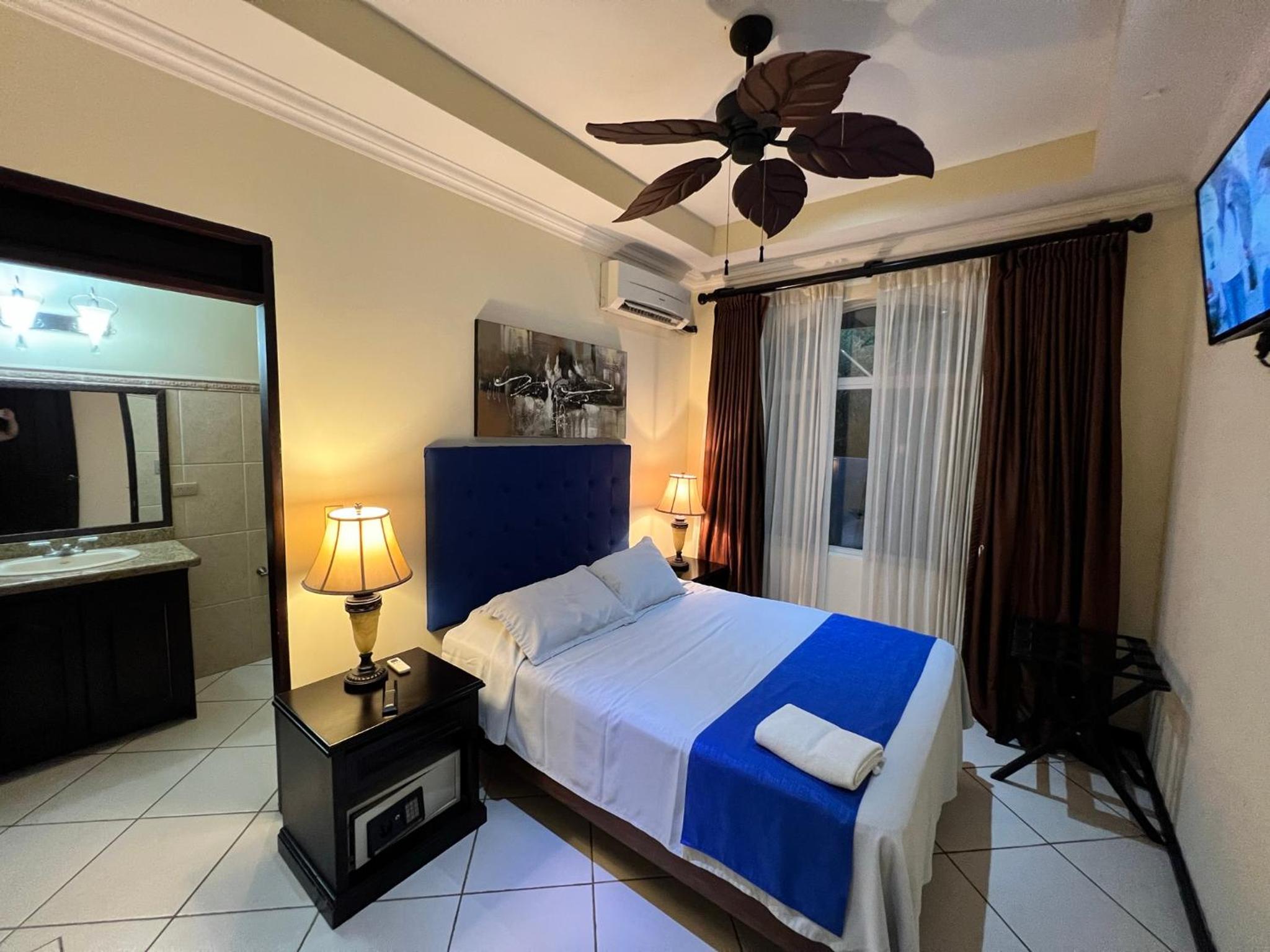 Los Amigos Luxury Villa