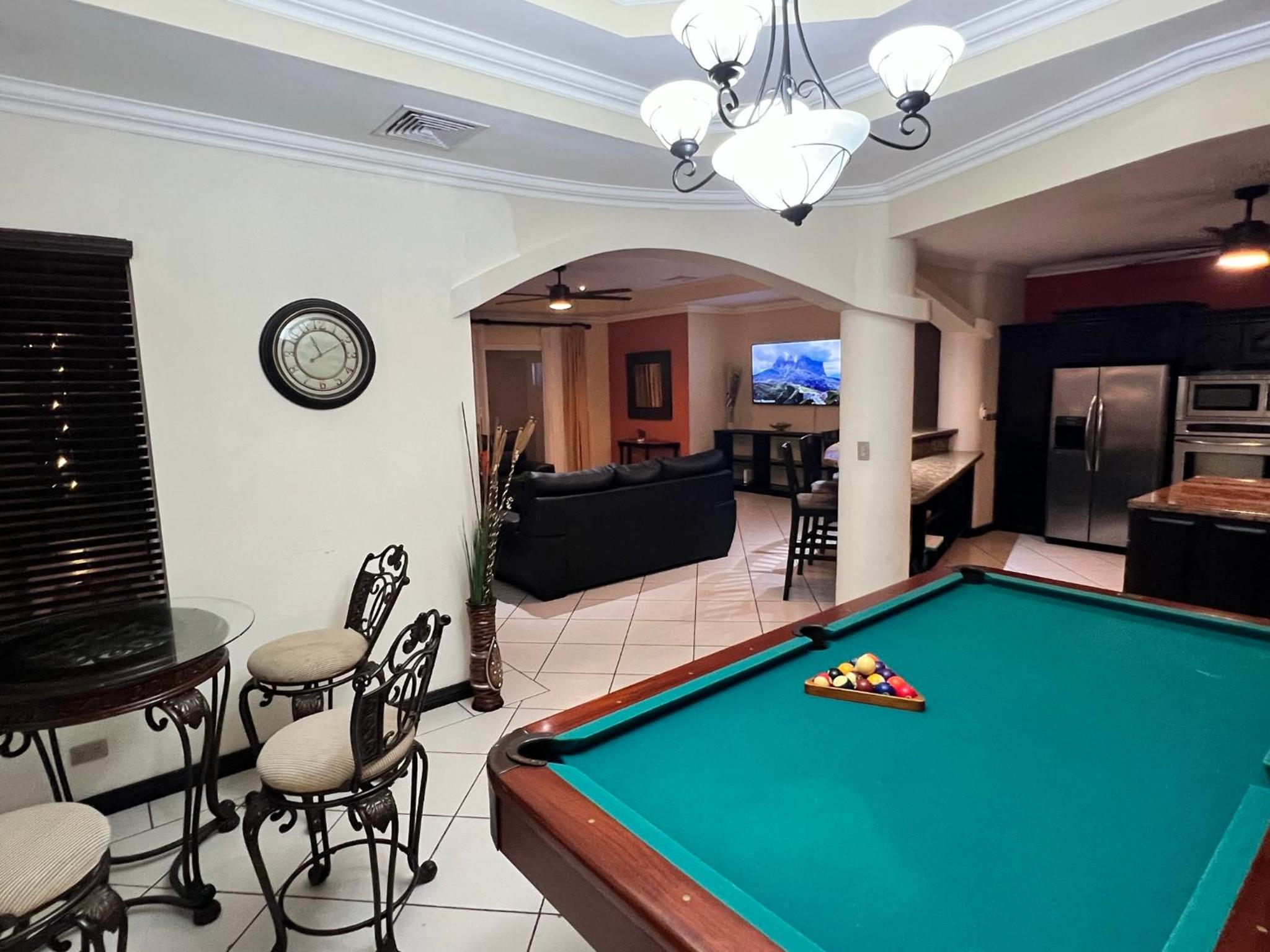 Los Amigos Luxury Villa